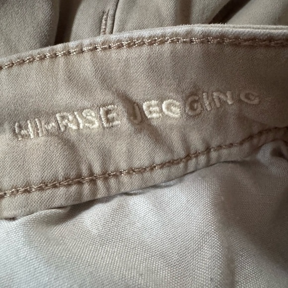 American Eagle Hi Rise Jegging Khaki Pants Size 10 Short - Picture 6 of 6